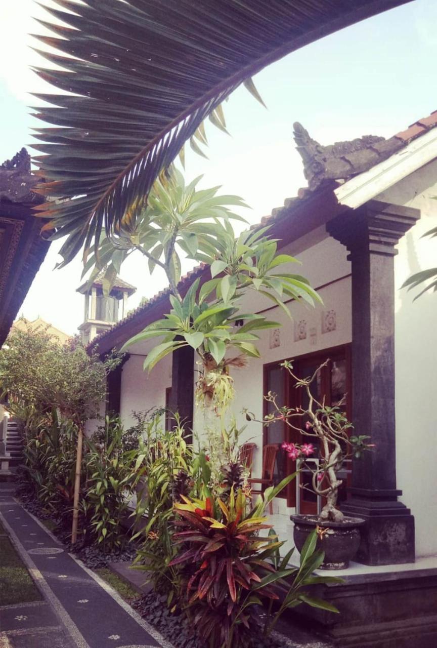 Pondok Ayu Homestay Убуд Екстериор снимка