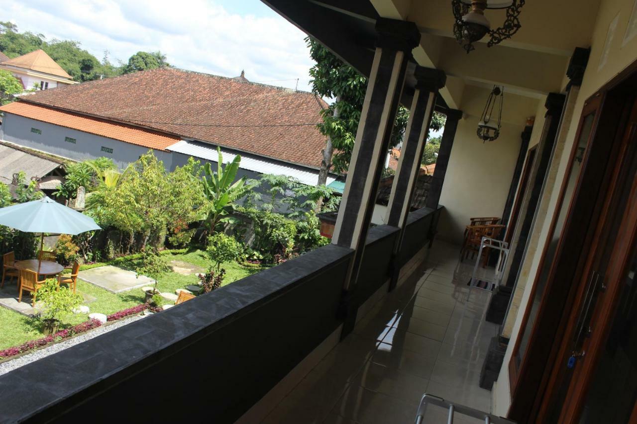 Pondok Ayu Homestay Убуд Екстериор снимка