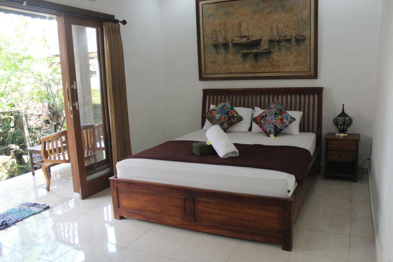 Pondok Ayu Homestay Убуд Екстериор снимка
